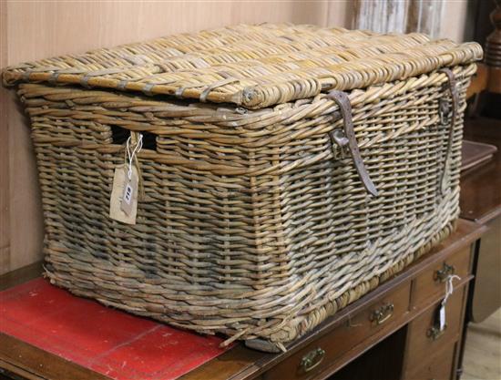 A wicker laundry basket W.85cm